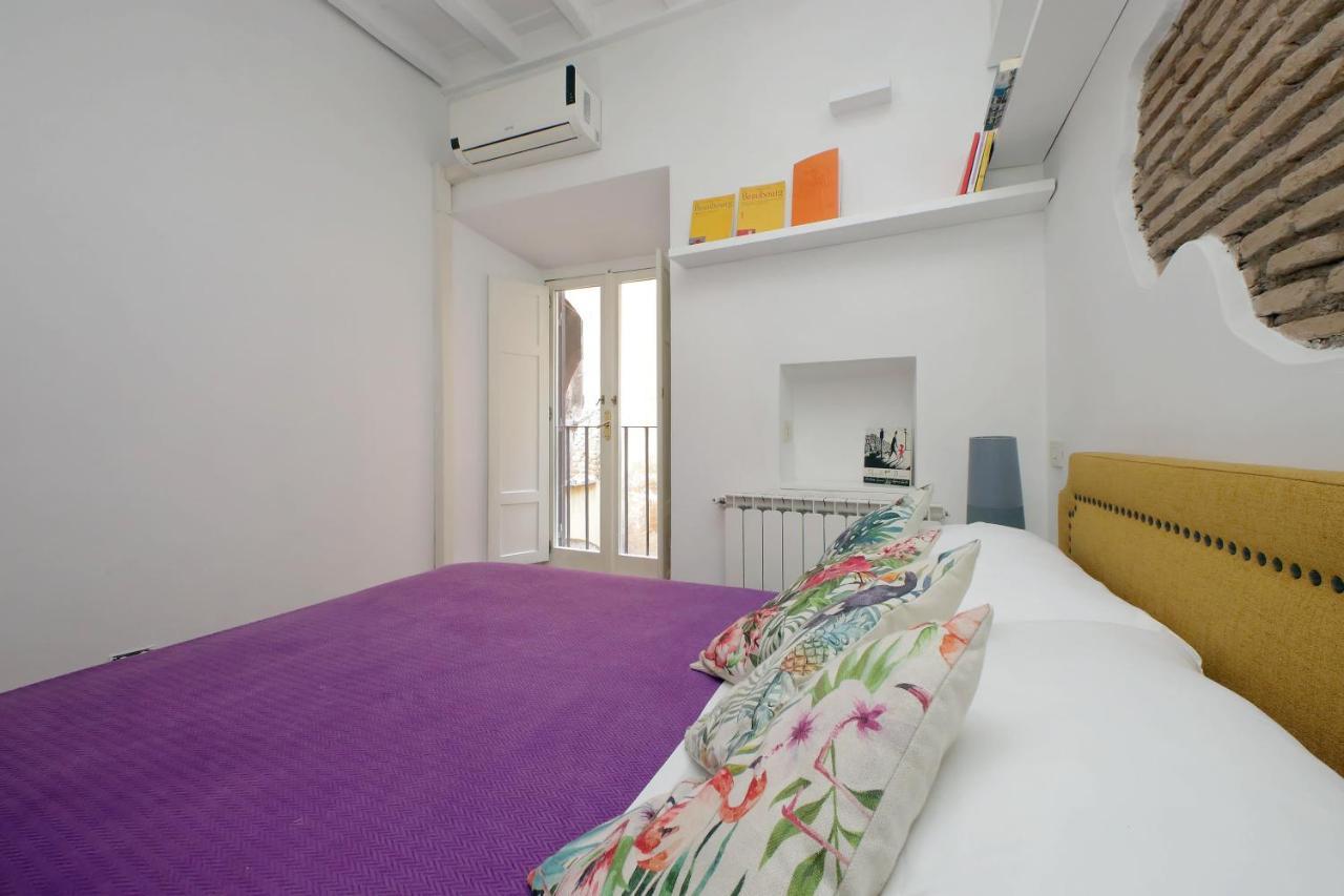 Cappellari Apartment โรม ภายนอก รูปภาพ
